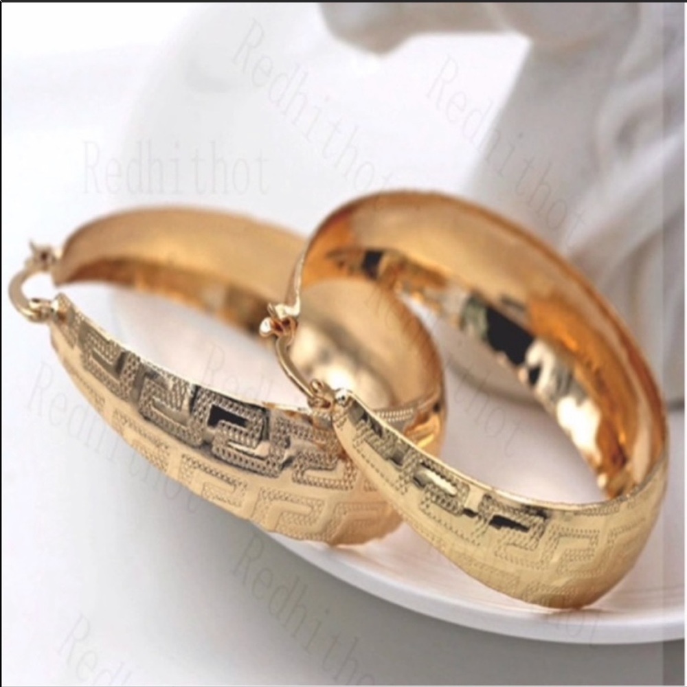 💎NEW 18K Gold  Hoop Earrings - Picture 3 of 4